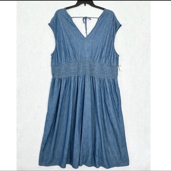 Old Navy Womens Dress Size 3X Blue Chambray Denim Midi Smocked Waist Cottagecore - Picture 3 of 16